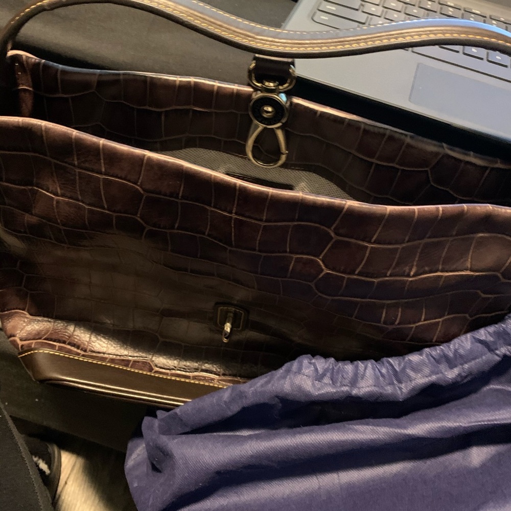 Dooney & Bourke Wallet & Purse